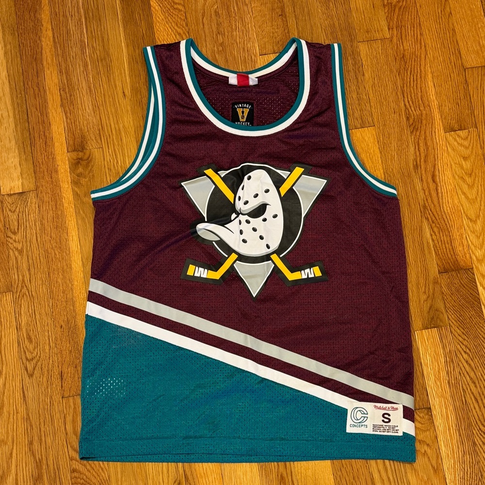 Mighty Ducks Vintage Jersey
